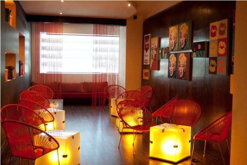 Wyndham Garden Guadalajara Acueducto